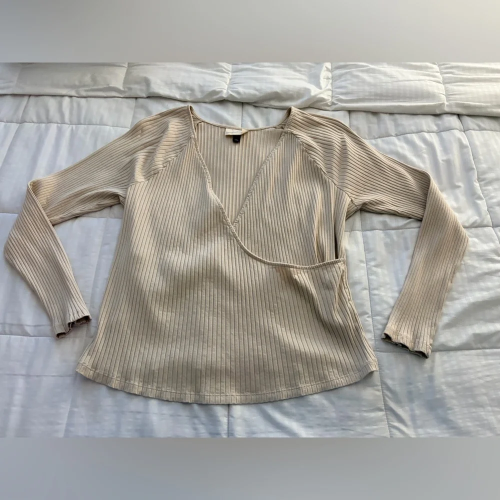 Universal Thread Ribbed V-Neck Tank Top - Light Beige - Picture 5 of 5